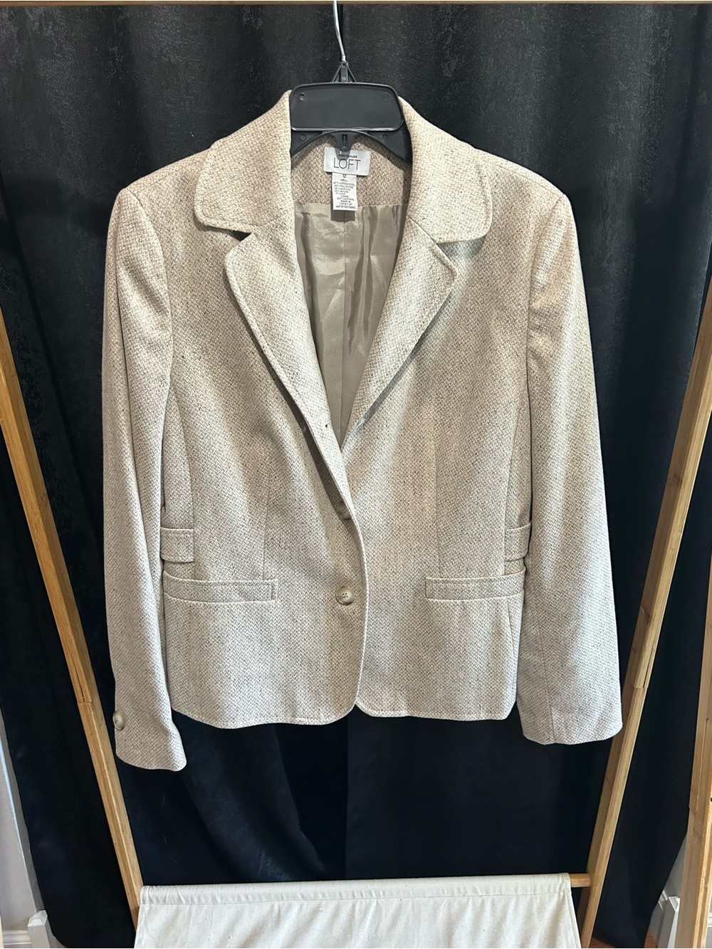 LOFT Women's Light Cream Textured Single-Button Blazer